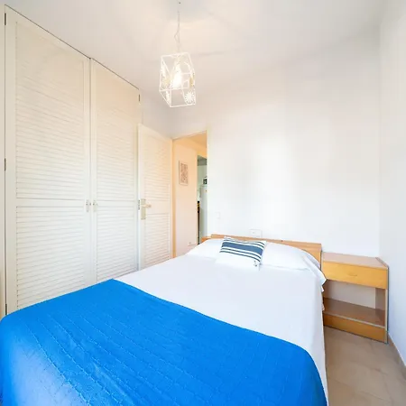 In L Escala By Platja De Riells Apartment *