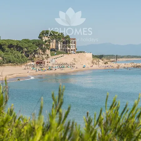 In L Escala By Platja De Riells L'Escala